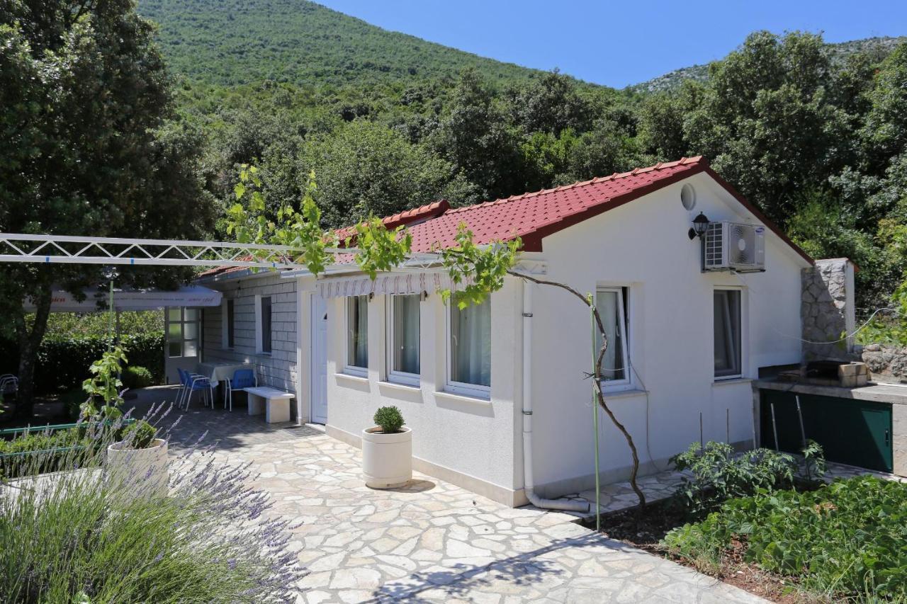 Oskorusno Seaside Holiday House Cove Vela Prapratna מראה חיצוני תמונה
