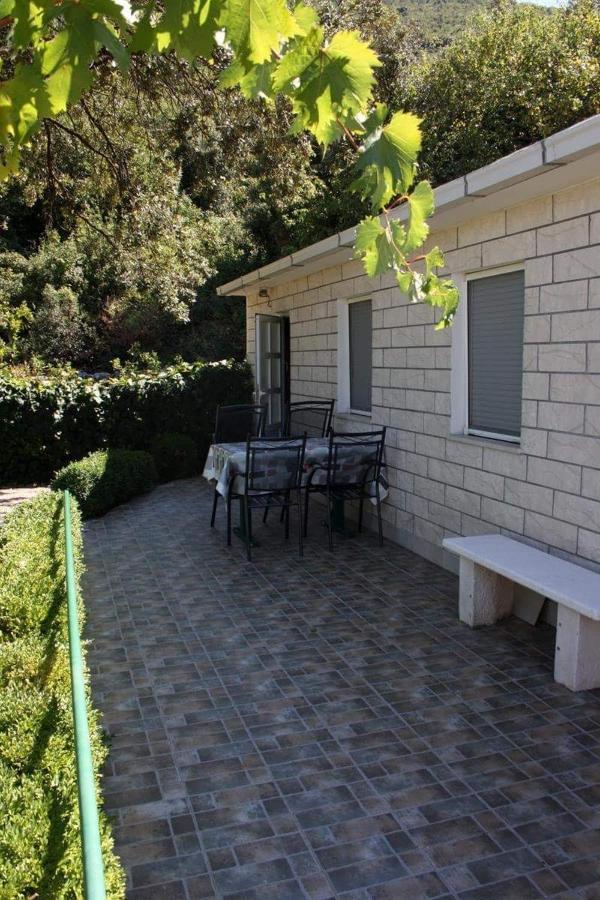 Oskorusno Seaside Holiday House Cove Vela Prapratna מראה חיצוני תמונה